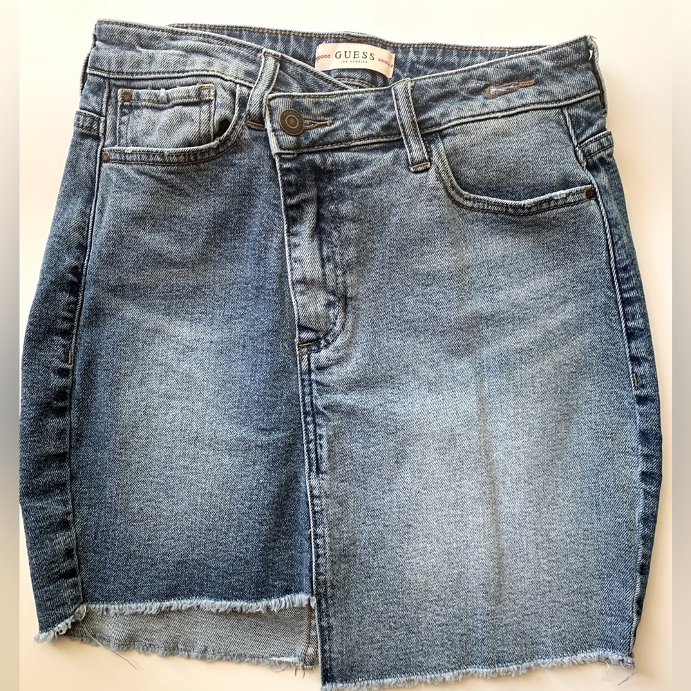 GUESS  WOMEN’S DENIM ASYMMETRICAL DENIM SKIRT SIZE XS